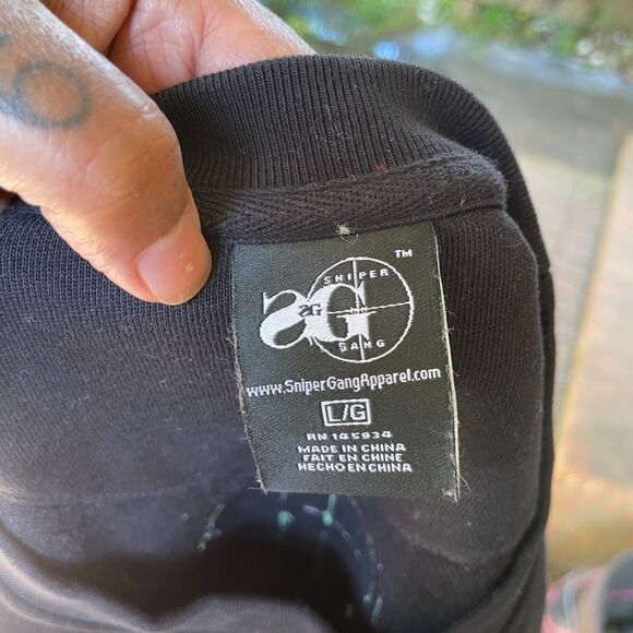 Kodak Black SNIPER GANG SWEATSHIRT Tattoo Banner Logo Green Cross Applique L - Picture 5 of 6